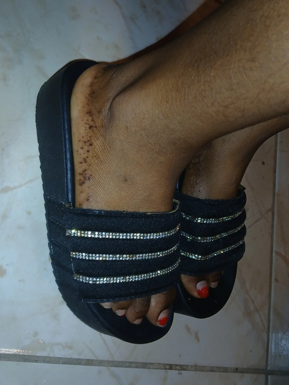 Black Crystal Strap Women's Slide Sandals